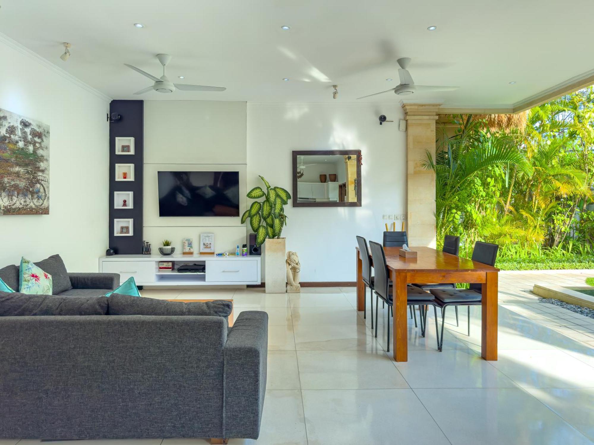 Villa Bugis Kayu Aya Seminyak Bilik gambar
