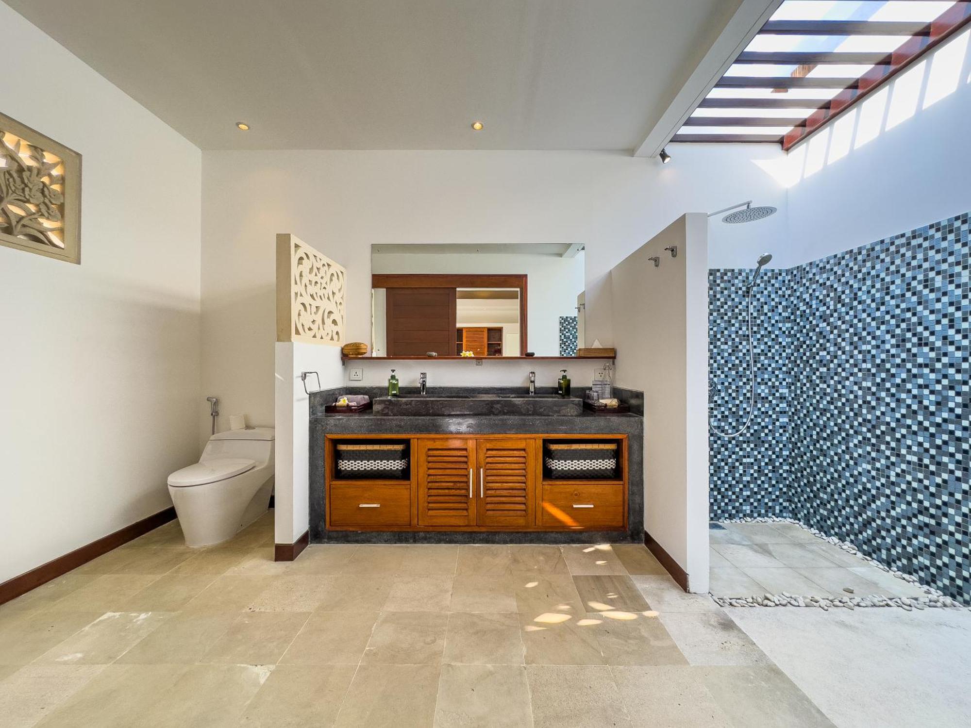 Villa Bugis Kayu Aya Seminyak Bilik gambar